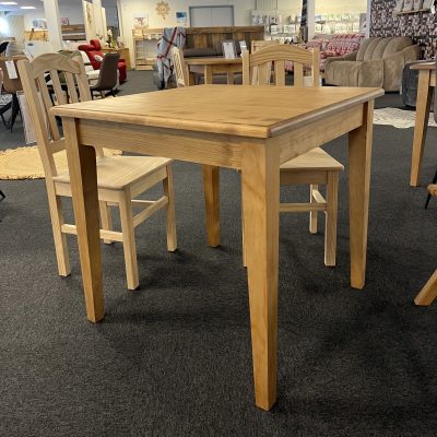 Table carrée pin massif 80x80
